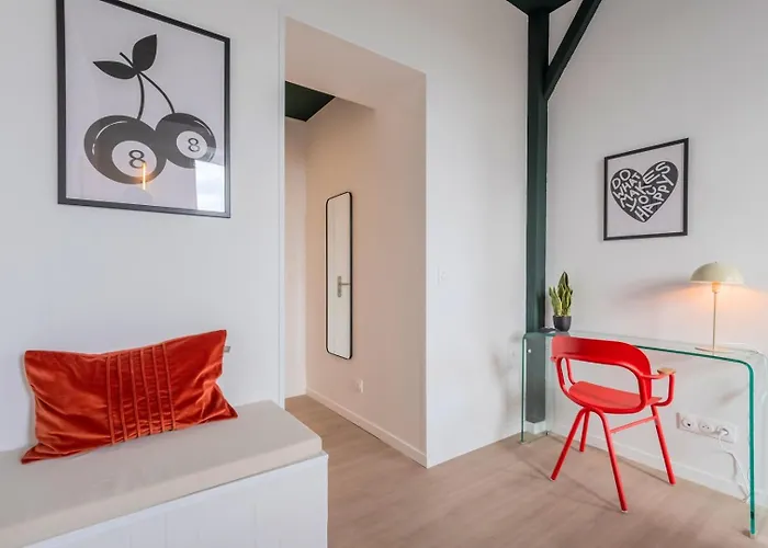 Appartement équipé Avec Parking Gratuit *